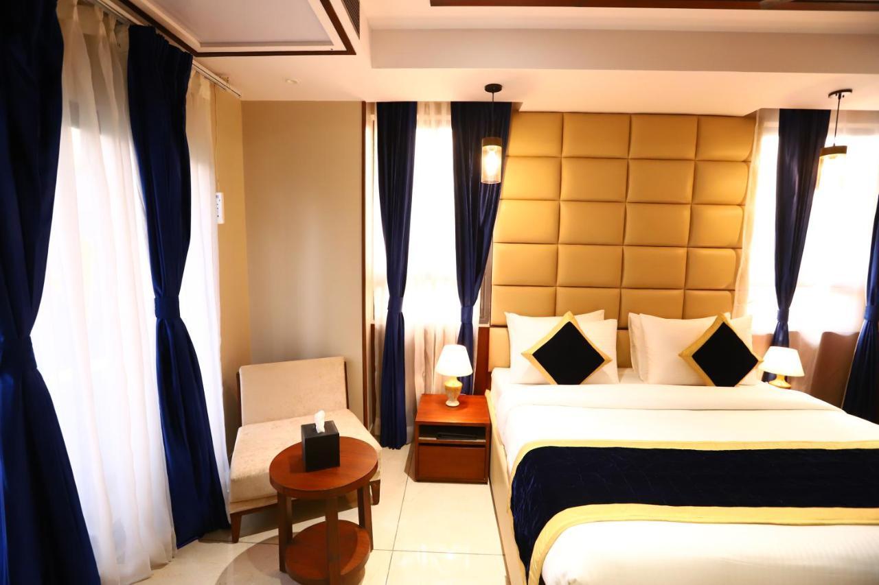 Sanca International Hotel In Patel Nagar Delhi นิวเดลี ภายนอก รูปภาพ